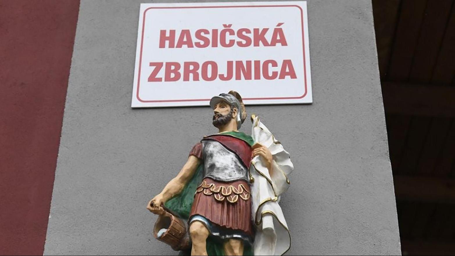 Mesto rekonštruuje hasičskú zbrojnicu, pristaví tam i garáž