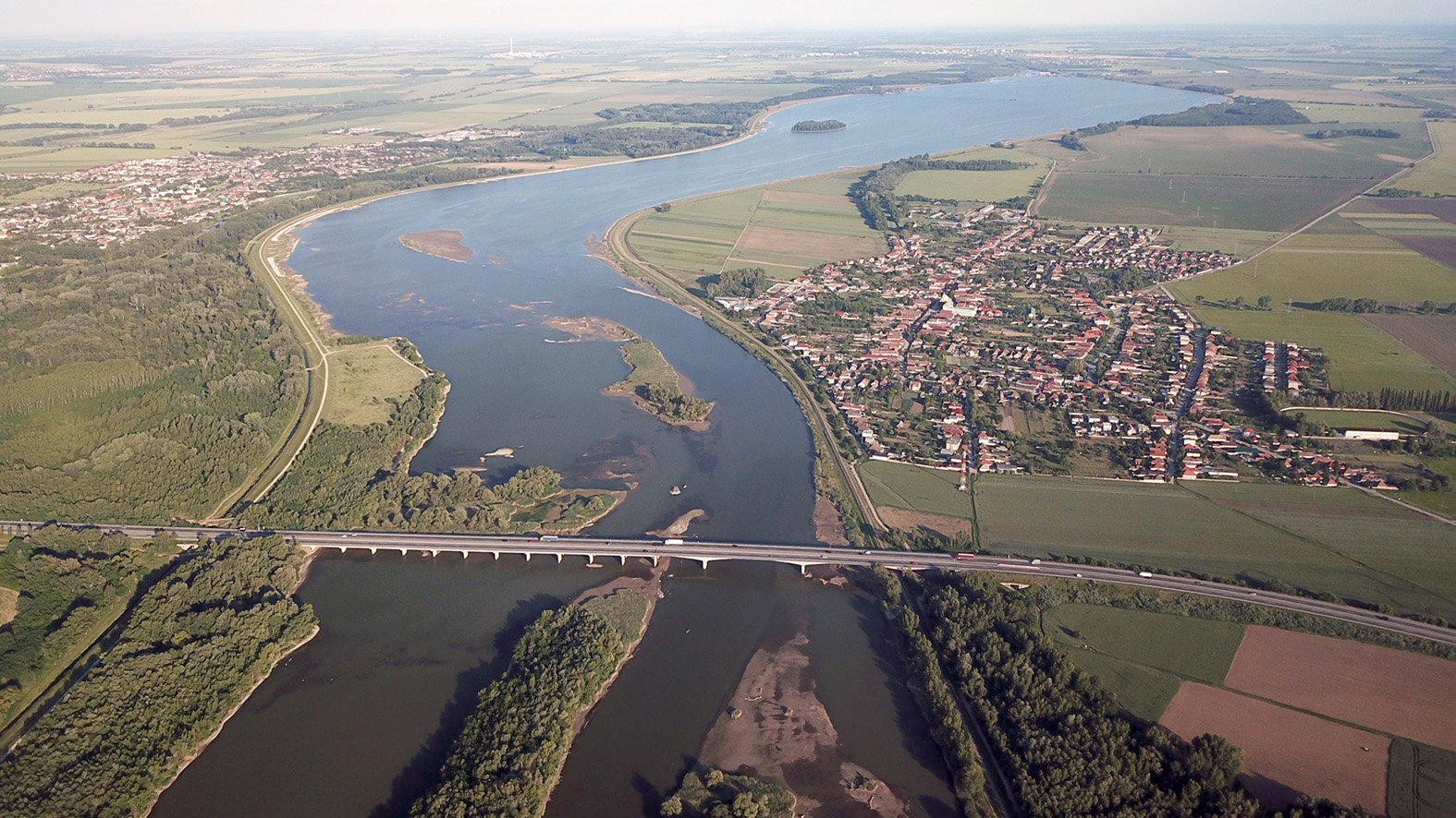 SVP začne na konci septembra vypúšťať vodné dielo Kráľová na Váhu