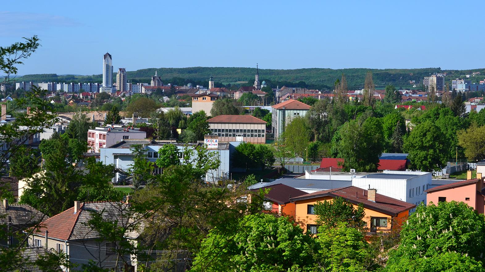 Lučenec pre šetrenie energiami zavádza prácu z domu, zatvára i divadlo