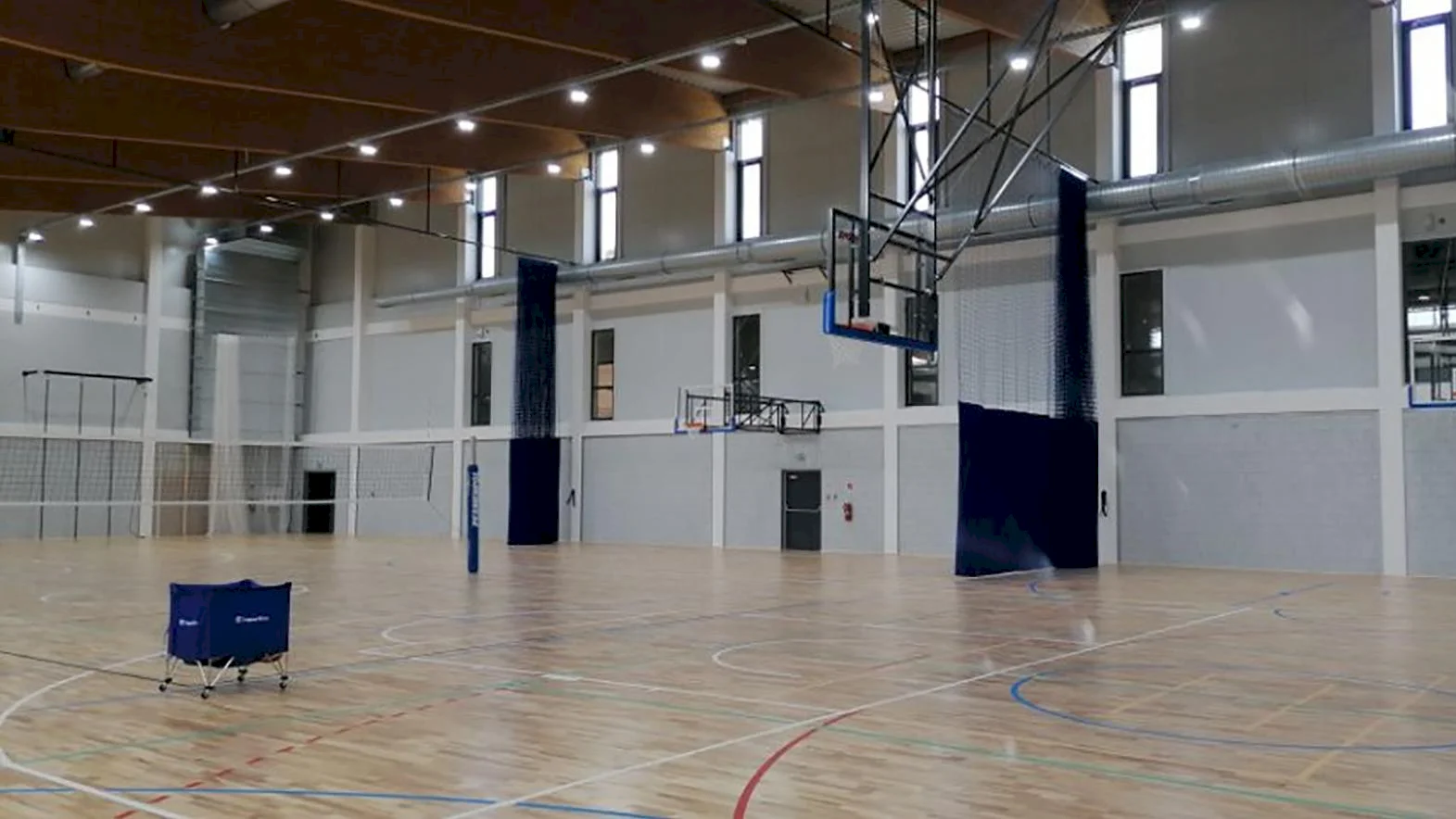 Začalo sa s výstavbou športovej arény, hotová má byť o dva roky