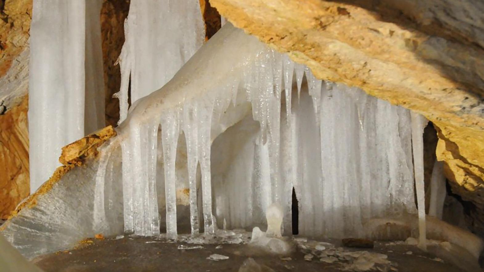 Dobšinskú ľadovú jaskyňu navštívilo tento rok takmer 54 000 ľudí