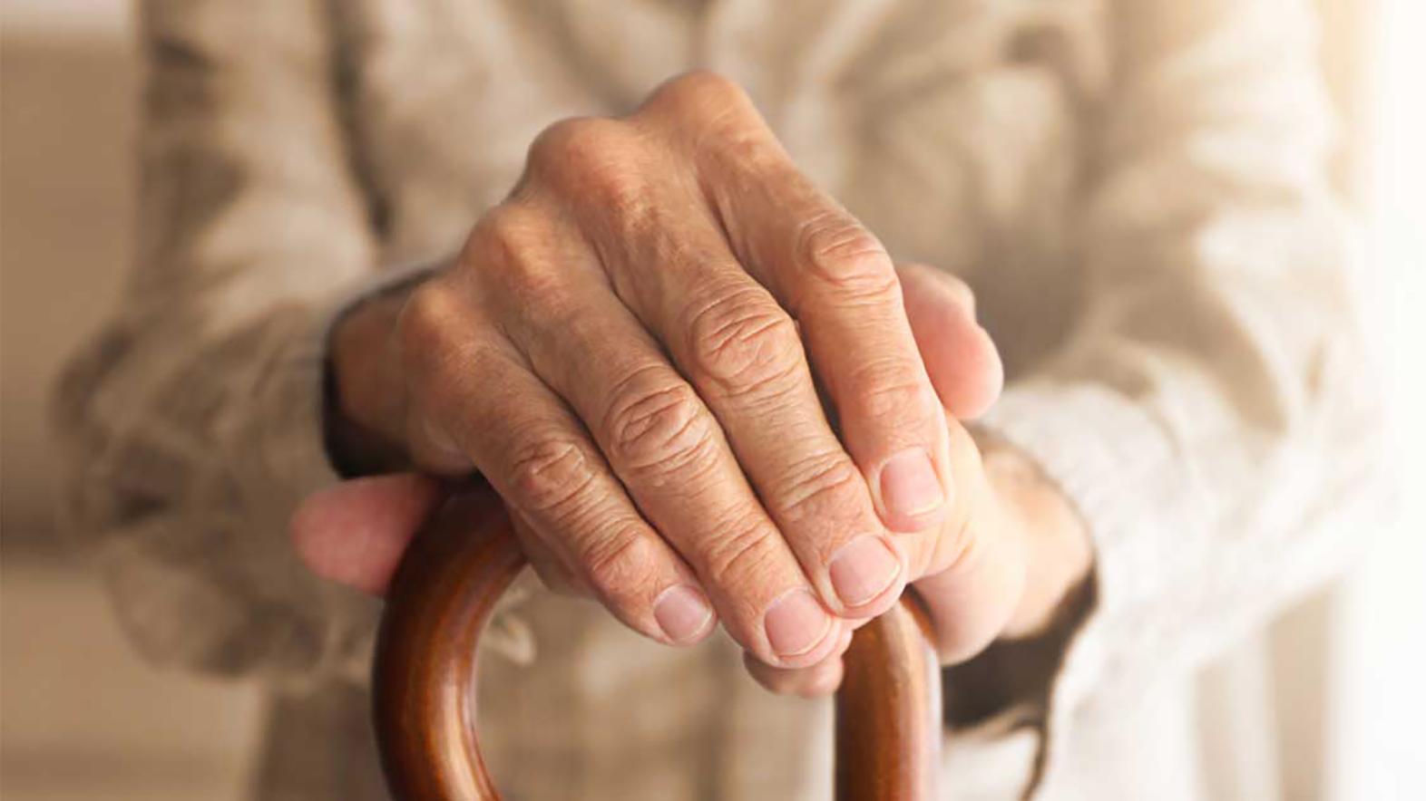 Osamelým seniorom v TSK pomôže inteligentná domáca asistentka