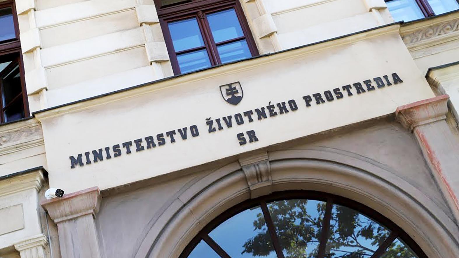 Inštitúcie žiadajú posun zavedenia úpravy odpadu, MŽP to neplánuje