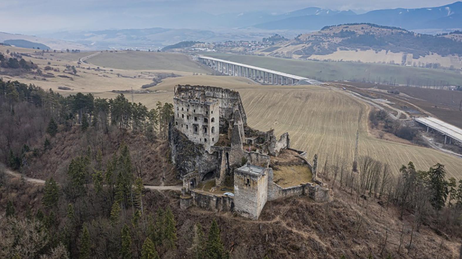 Hrad Likava a archeoskanzen pri Liptovskej Mare sprístupnia aj cez prázdniny