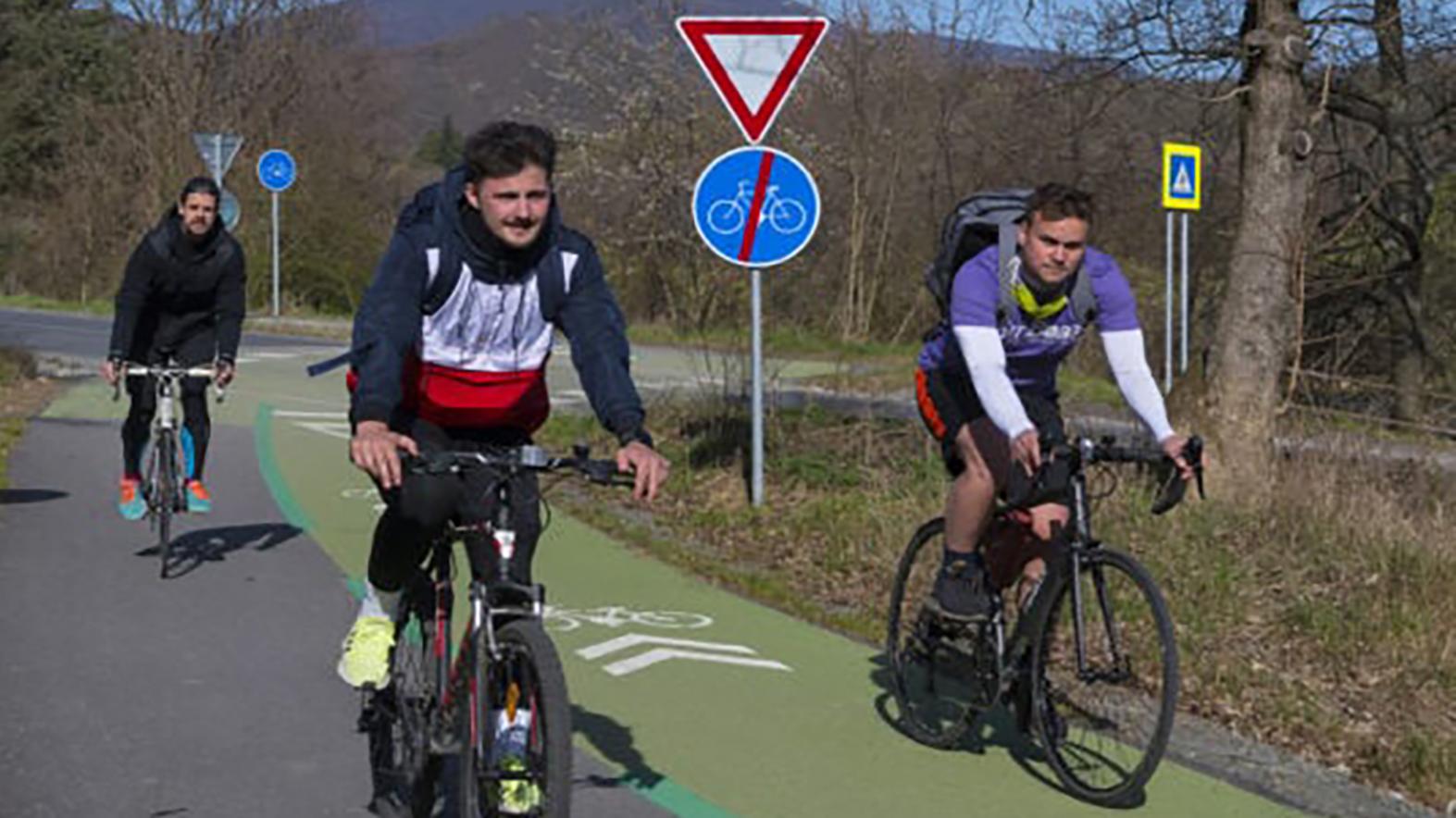 Štyri samosprávy získali financie na vybudovanie cyklotrás Eurovelo 11