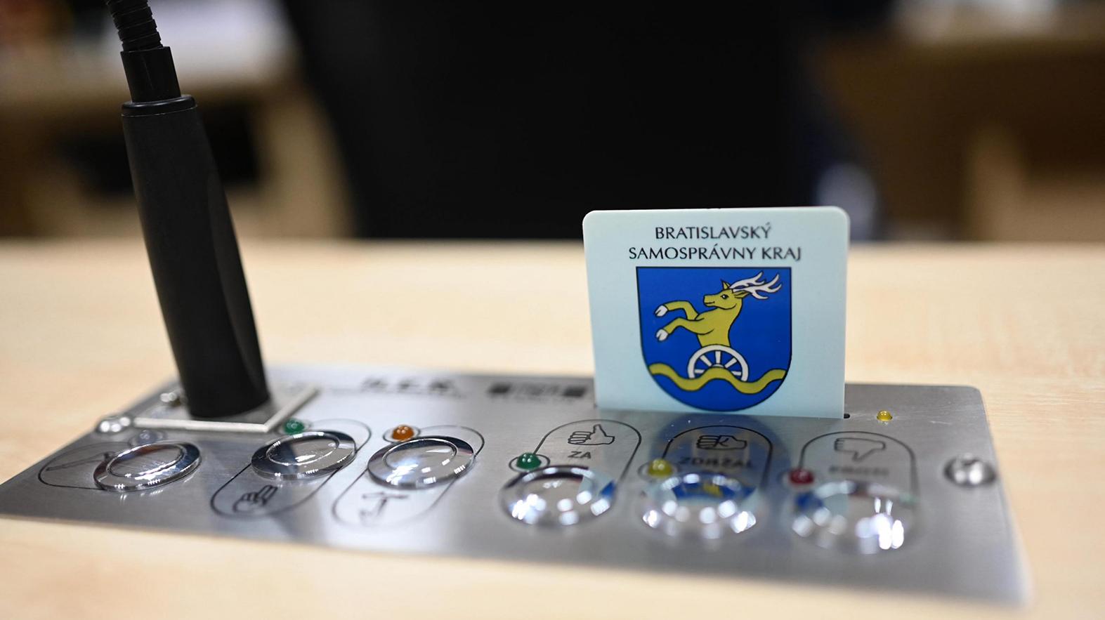 Kraj bude začínať rok 2023 v provizóriu, rozpočet má schvaľovať v januári
