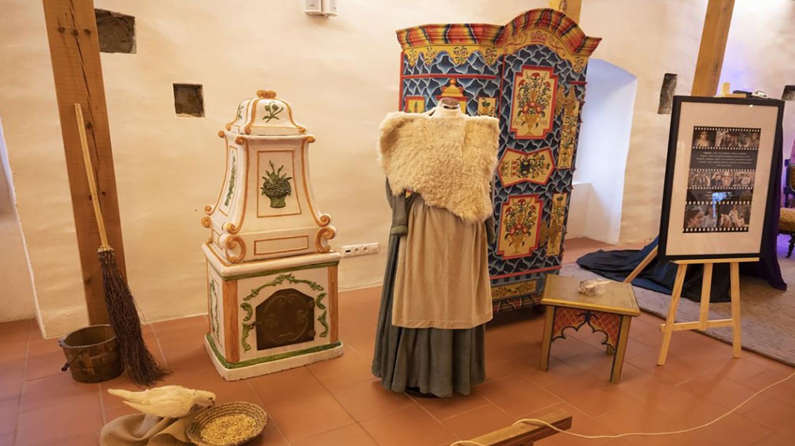 Na Trenčianskom hrade otvorili výstavu kostýmov z československých rozprávok