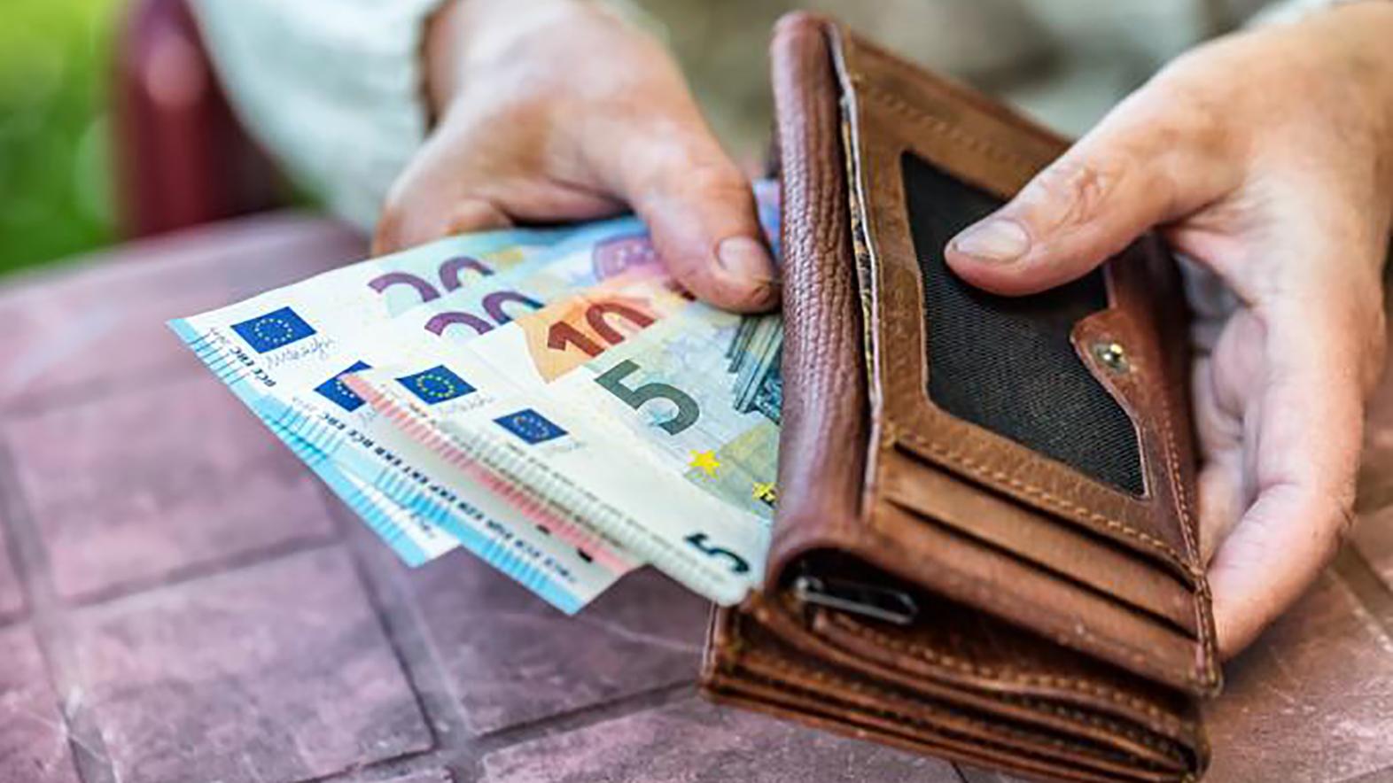 Obyvatelia mesta zaplatia viac za nehnuteľnosti, odpad i psy