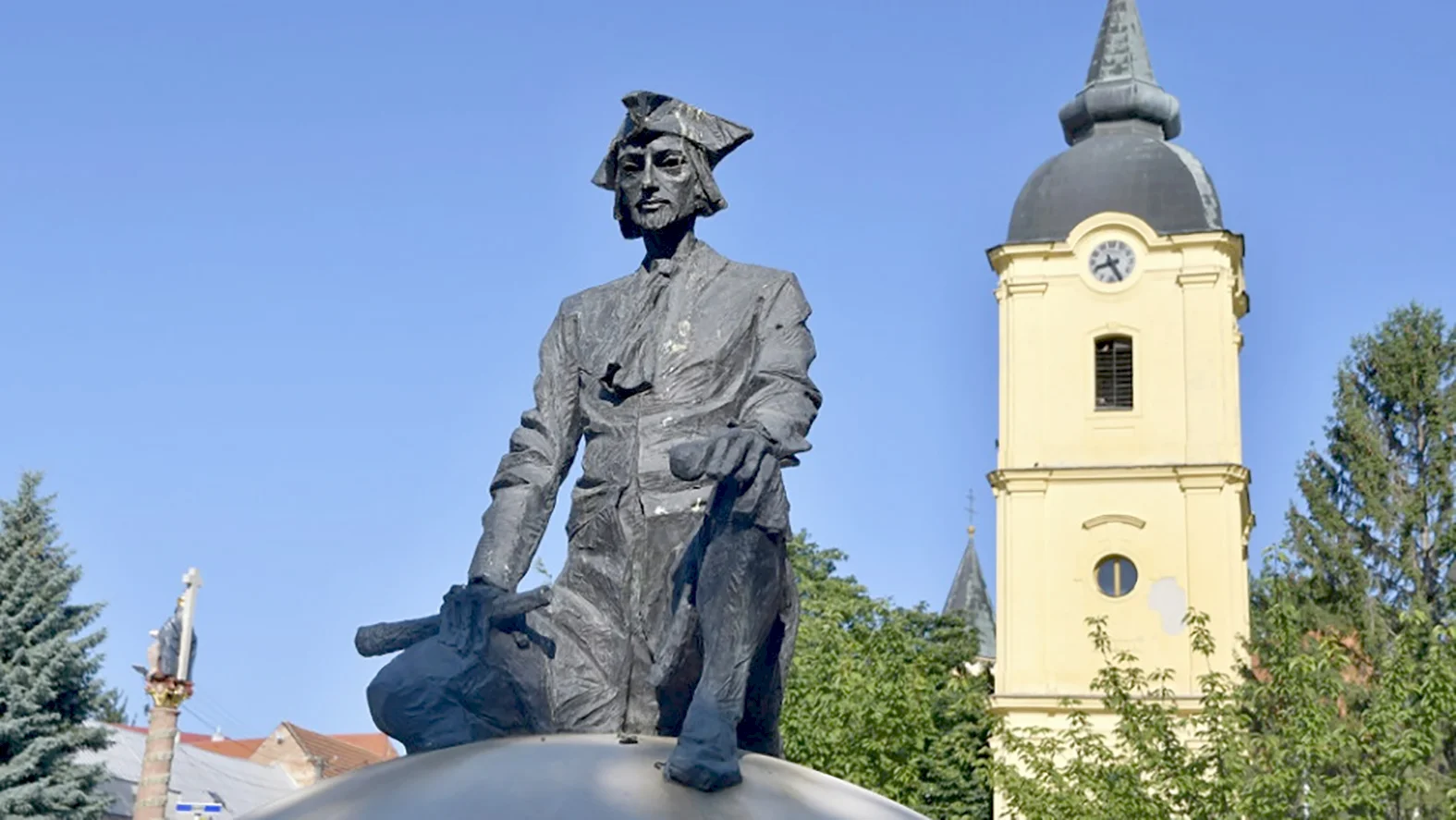 Vrbové: Vydali Benovskianu, encyklopédiu o grófovi Beňovskom