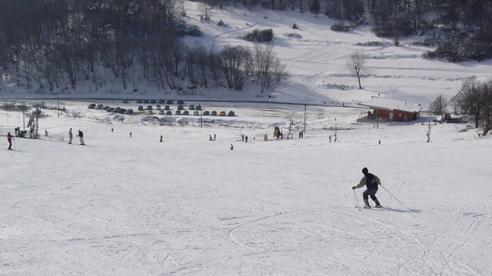 Pre dostatok snehu sú v prevádzke lyžiarske strediská na severovýchode