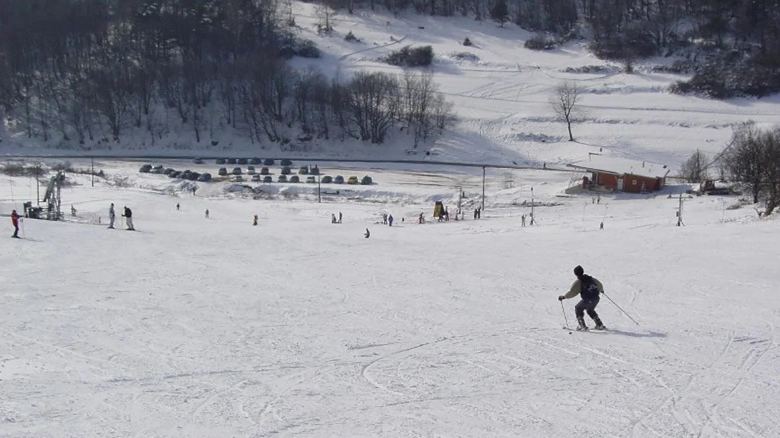 Pre dostatok snehu sú v prevádzke lyžiarske strediská na severovýchode