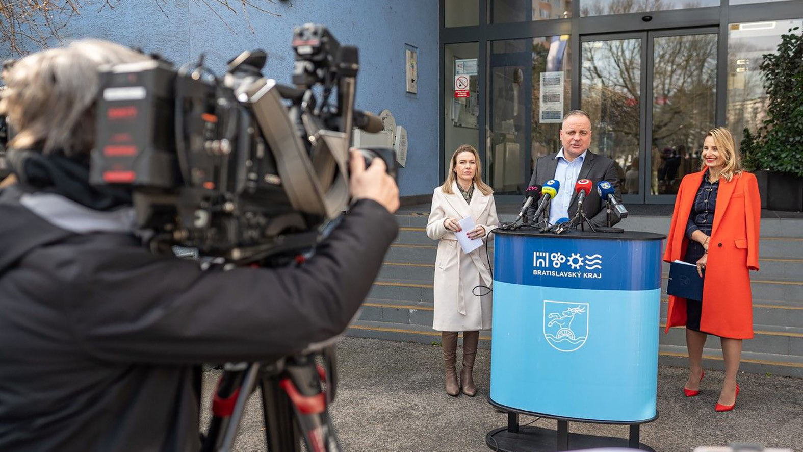 BSK: Dotácie pre rok 2023 sme v Bratislavskom kraji aj napriek kríze zachránili