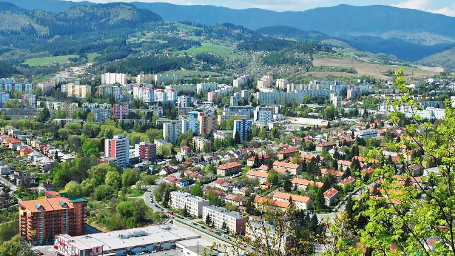 Banska Bystrica pripravuje obnovu verejného osvetlenia na Fončorde