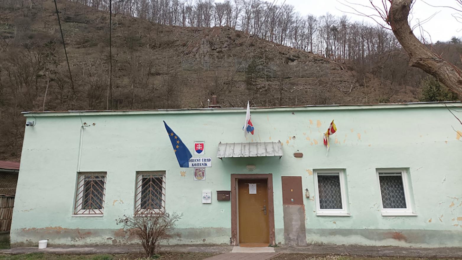 Z obecnej budovy odchádza obchod, samospráva ju chce zrekonštruovať