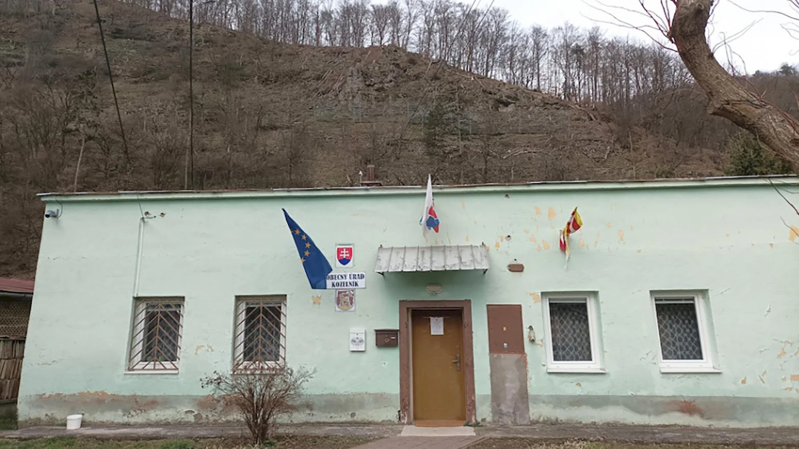 Z obecnej budovy odchádza obchod, samospráva ju chce zrekonštruovať
