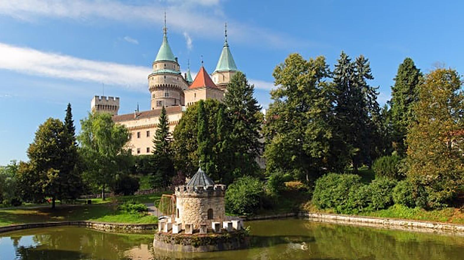 Bojnický zámok bude od apríla pre verejnosť otvorený dlhšie