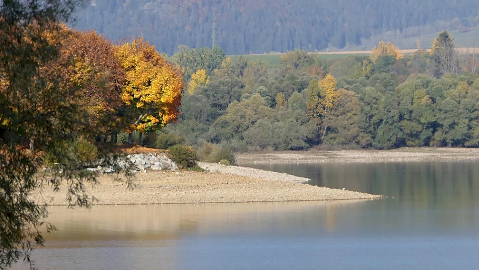 Dobrovoľníci vyčistia po Veľkej noci brehy Liptovskej Mary