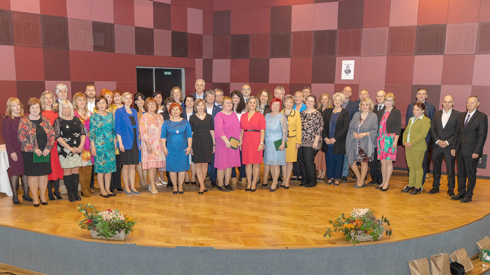 Žilinská župa ocenila pedagogických pracovníkov stredných škôl