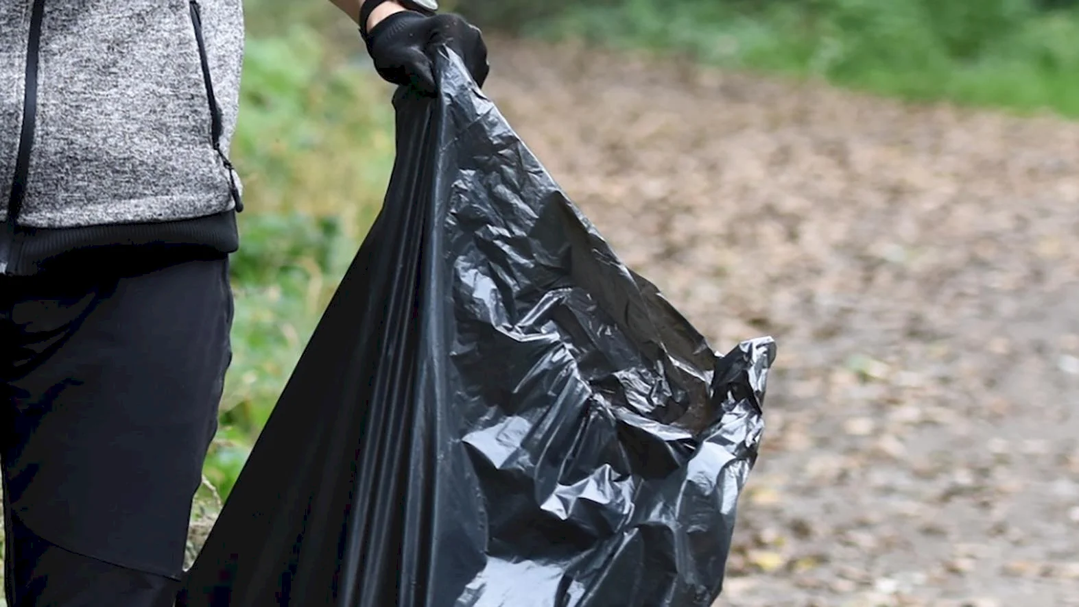 Počas Dňa Zeme vyzbierali v meste a v kúpeľoch viac ako 120 vriec odpadu