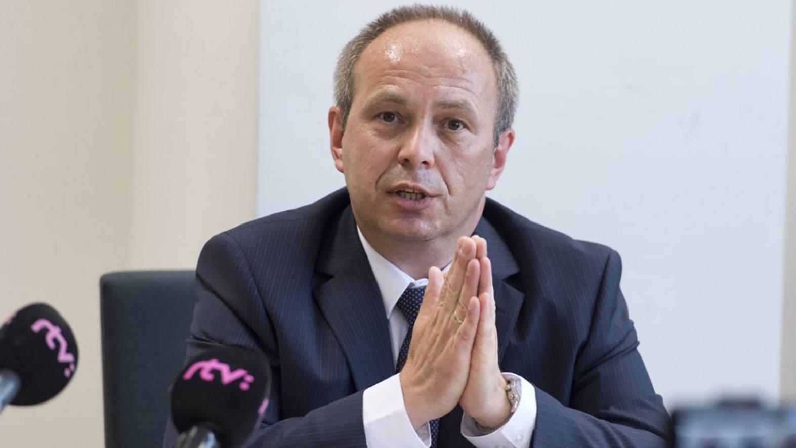 Bukovszky vyzýva obce odstrániť nedostatky v oblasti menšinových jazykových práv