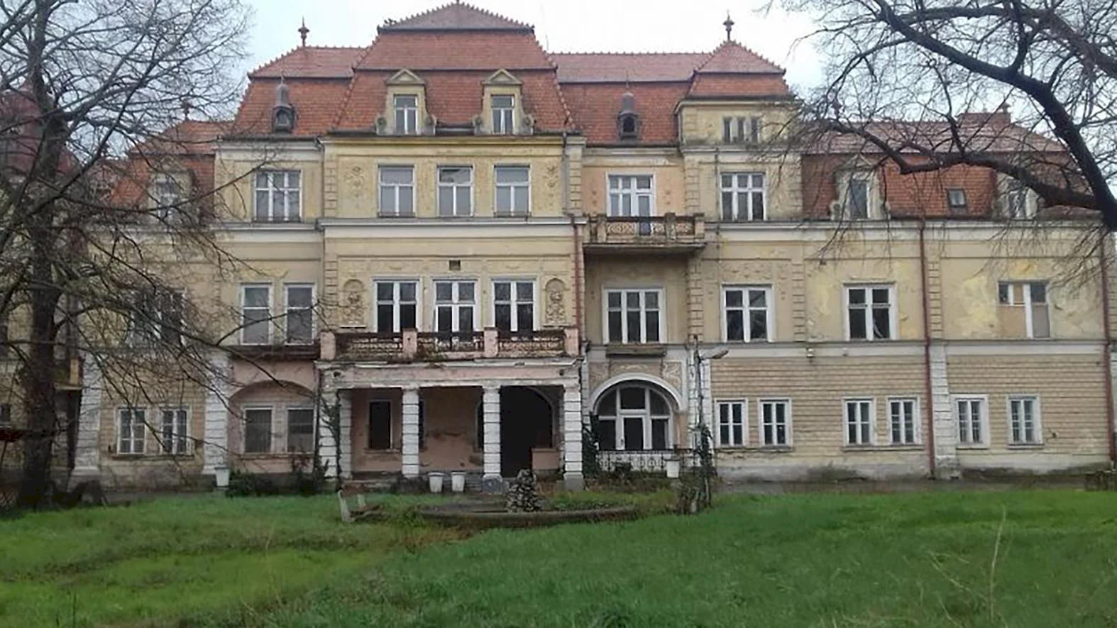 Radnica chce obnoviť mestský park pri kaštieli Kuffnerovcov