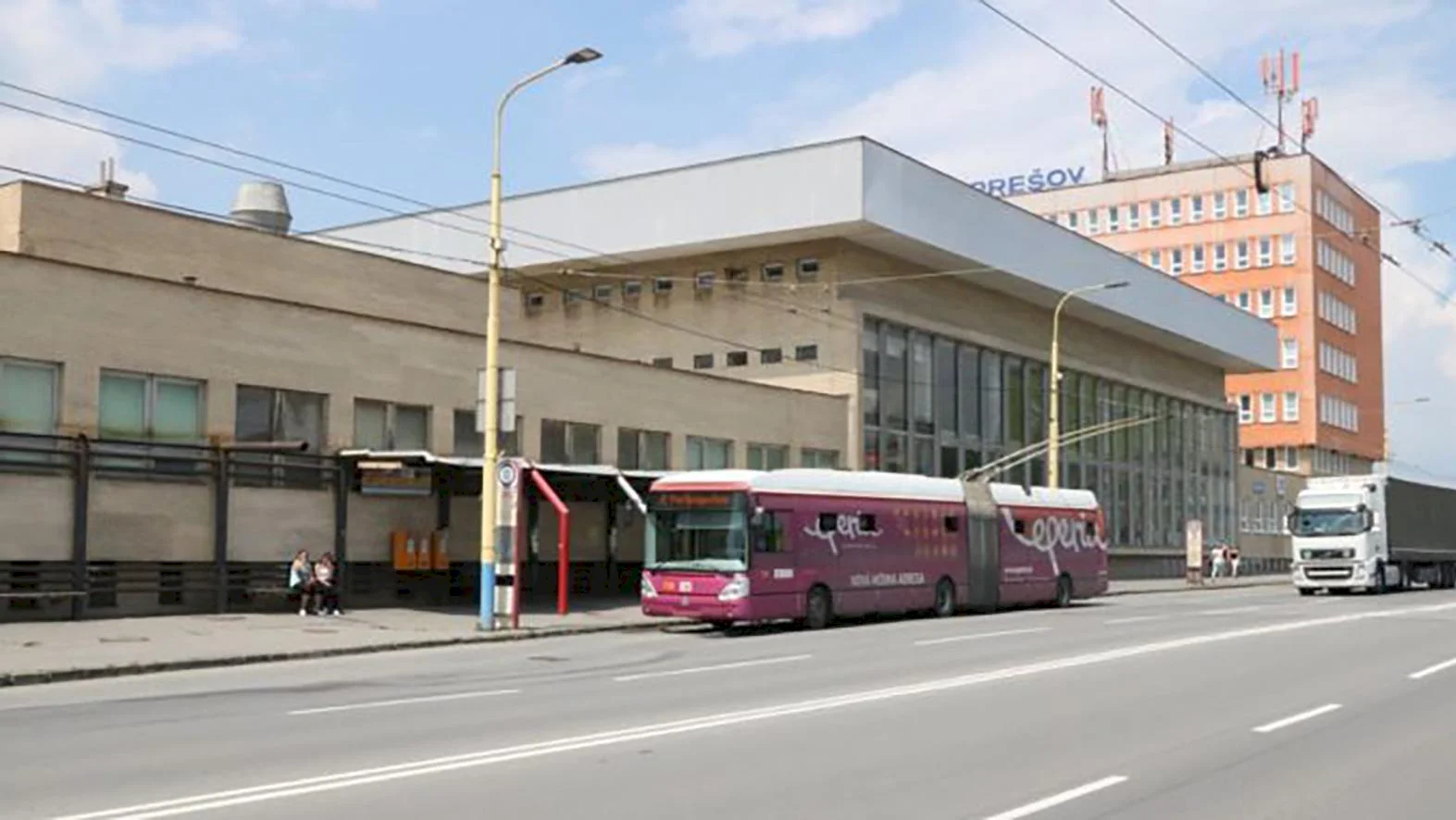 Dopravný podnik mesta Prešov sa pripravuje na prevádzku elektrobusov