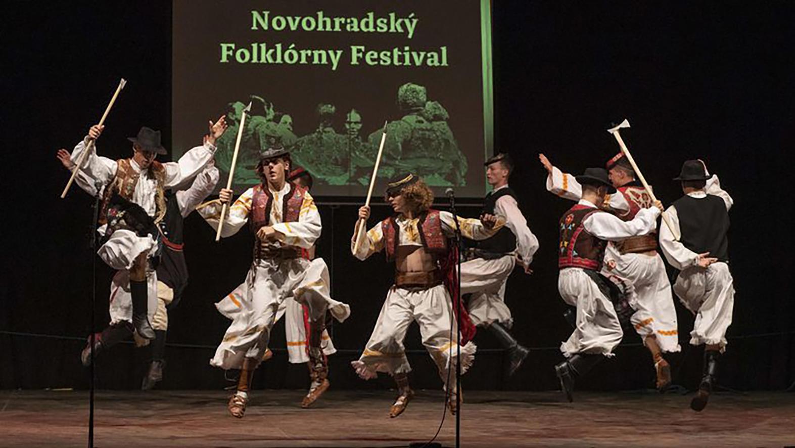 Začína sa Medzinárodný Novohradský folklórny festival, potrvá päť dní