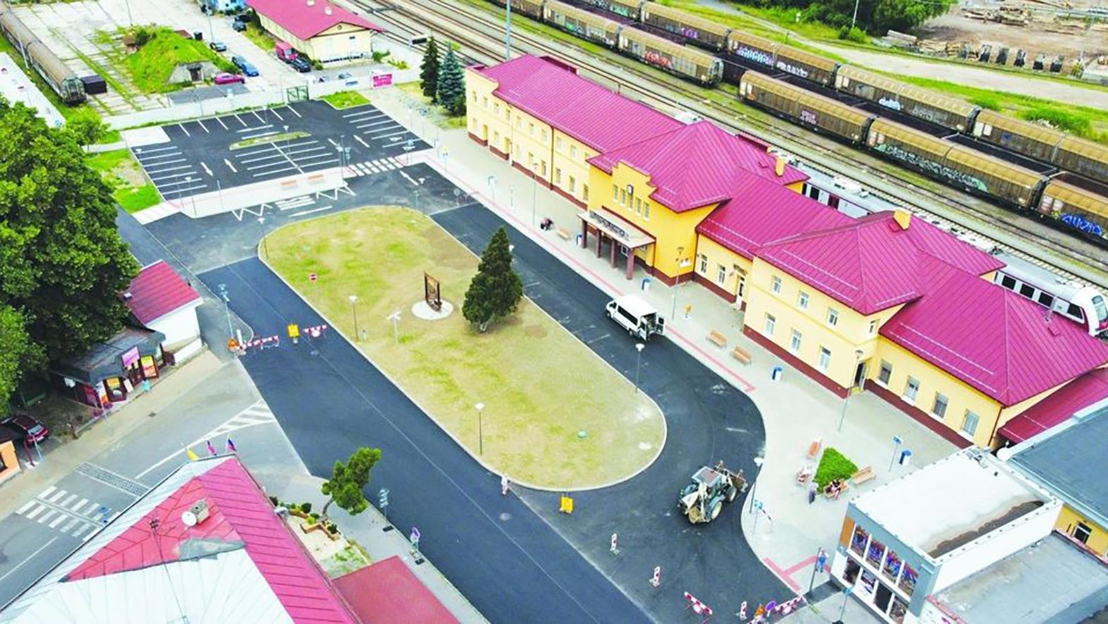 Zrekonštruované Predstaničné námestie bude čoskoro slúžiť verejnosti