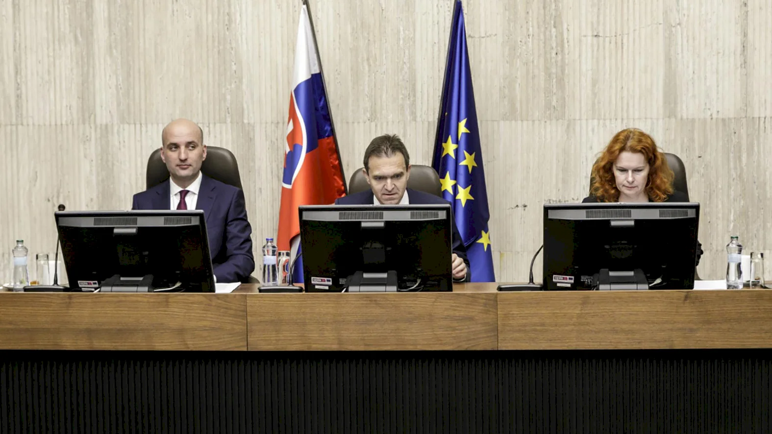 Samosprávam za záchranné práce preplatia 2,6 milióna eur