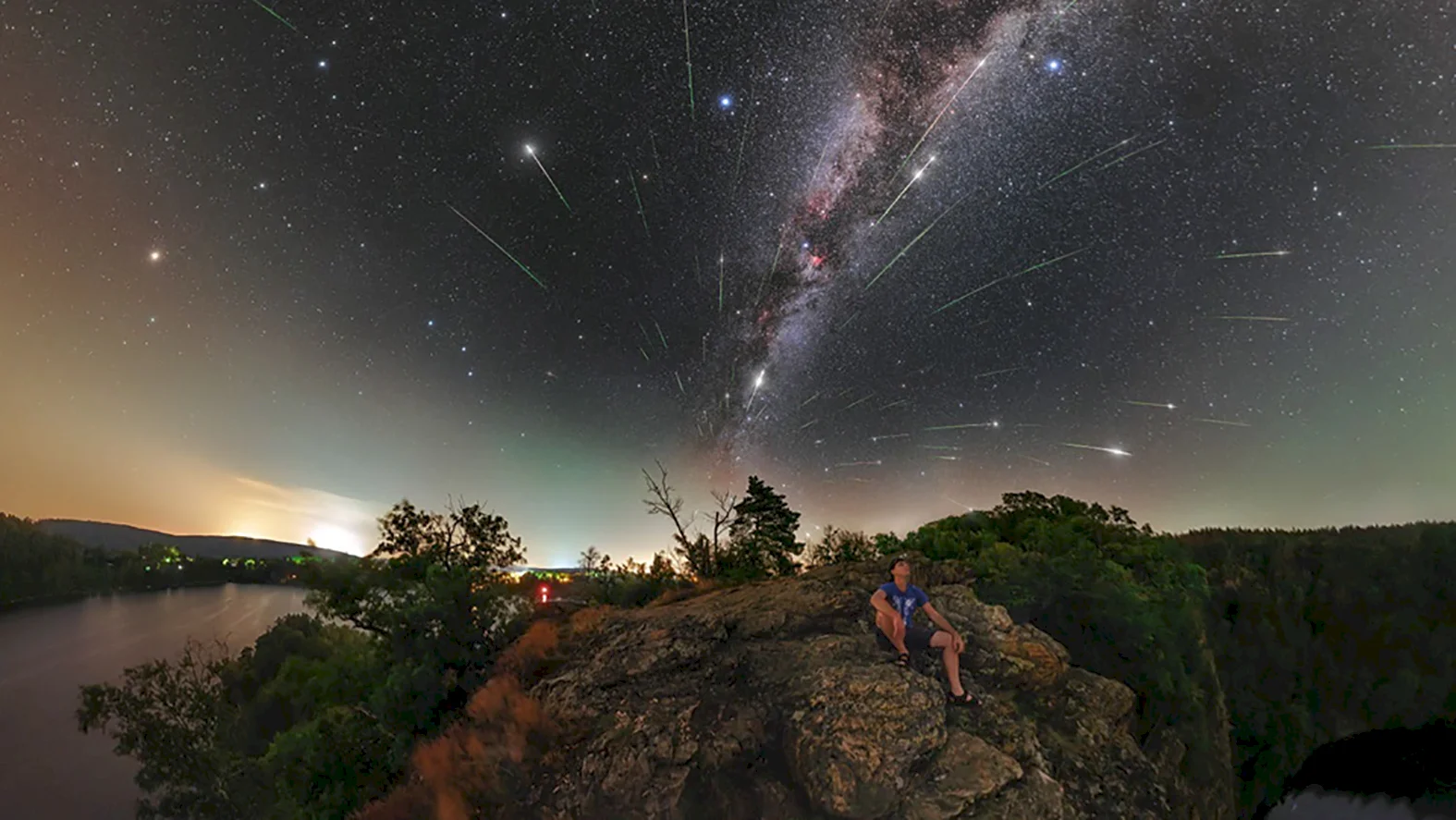 Počas meteorického roja Perzeíd bude možné vidieť až 45 meteorov za hodinu