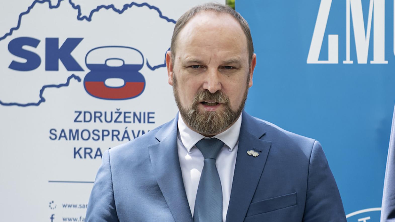 Kraje požadujú dokončiť reformu verejnej správy, rokovali s 11 stranami