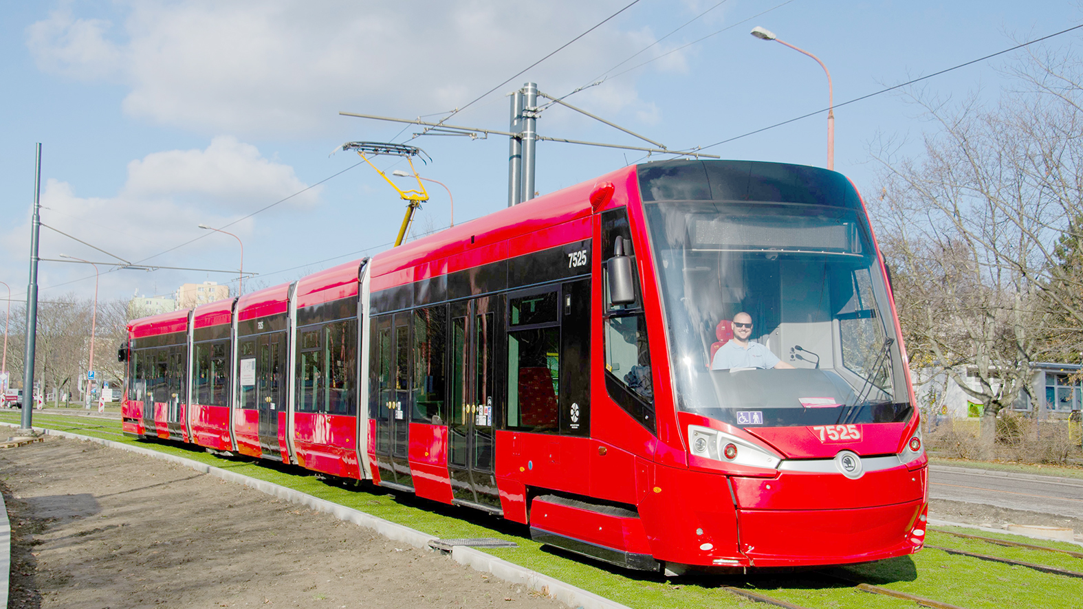 Od pondelka dochádza k zmenám v MHD aj k zmene dopravy na nábreží