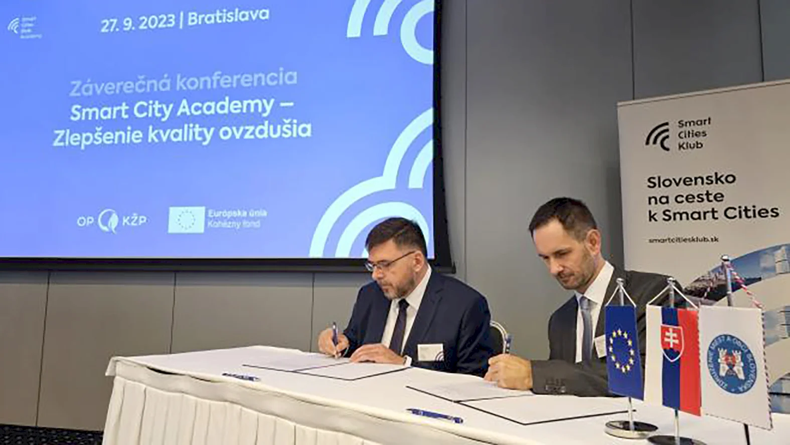 ZMOS a Smart Cities Klub podpísali Memorandum o porozumení a spolupráci