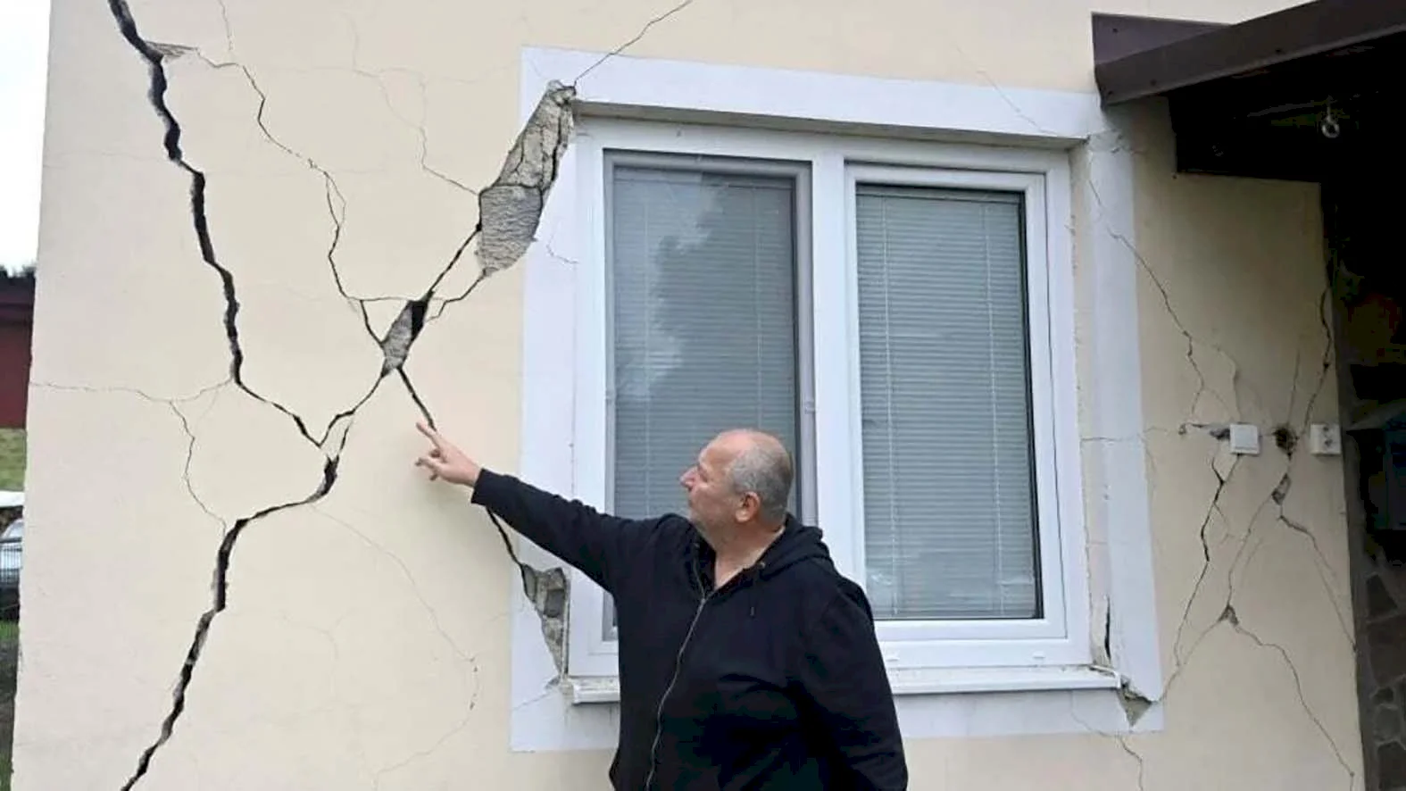 PSK poskytuje prvú finančnú pomoc po zemetrasení vo výške 136 500 eur