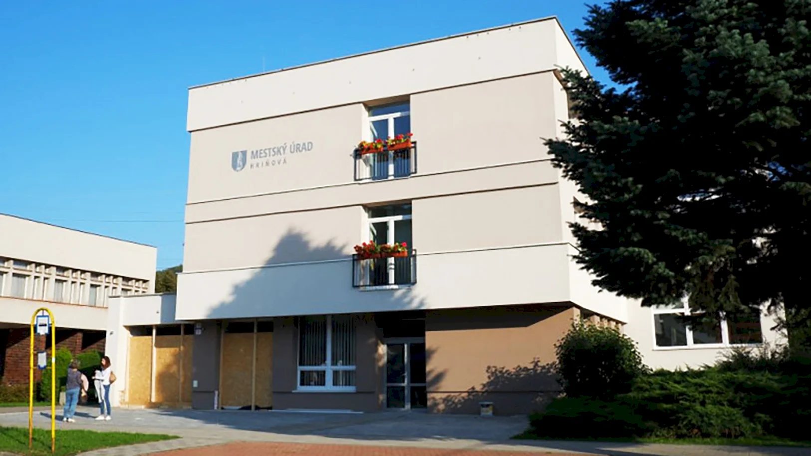 Hriňová: O sadzbách daní aj poplatkov za odpad sa rozhodne v decembri