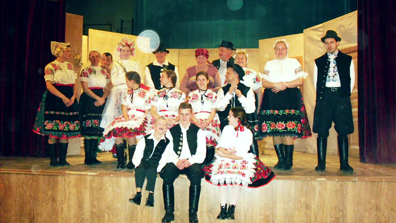 Ochotnícke divadlo v Sebechleboch oslavuje 100. výročie