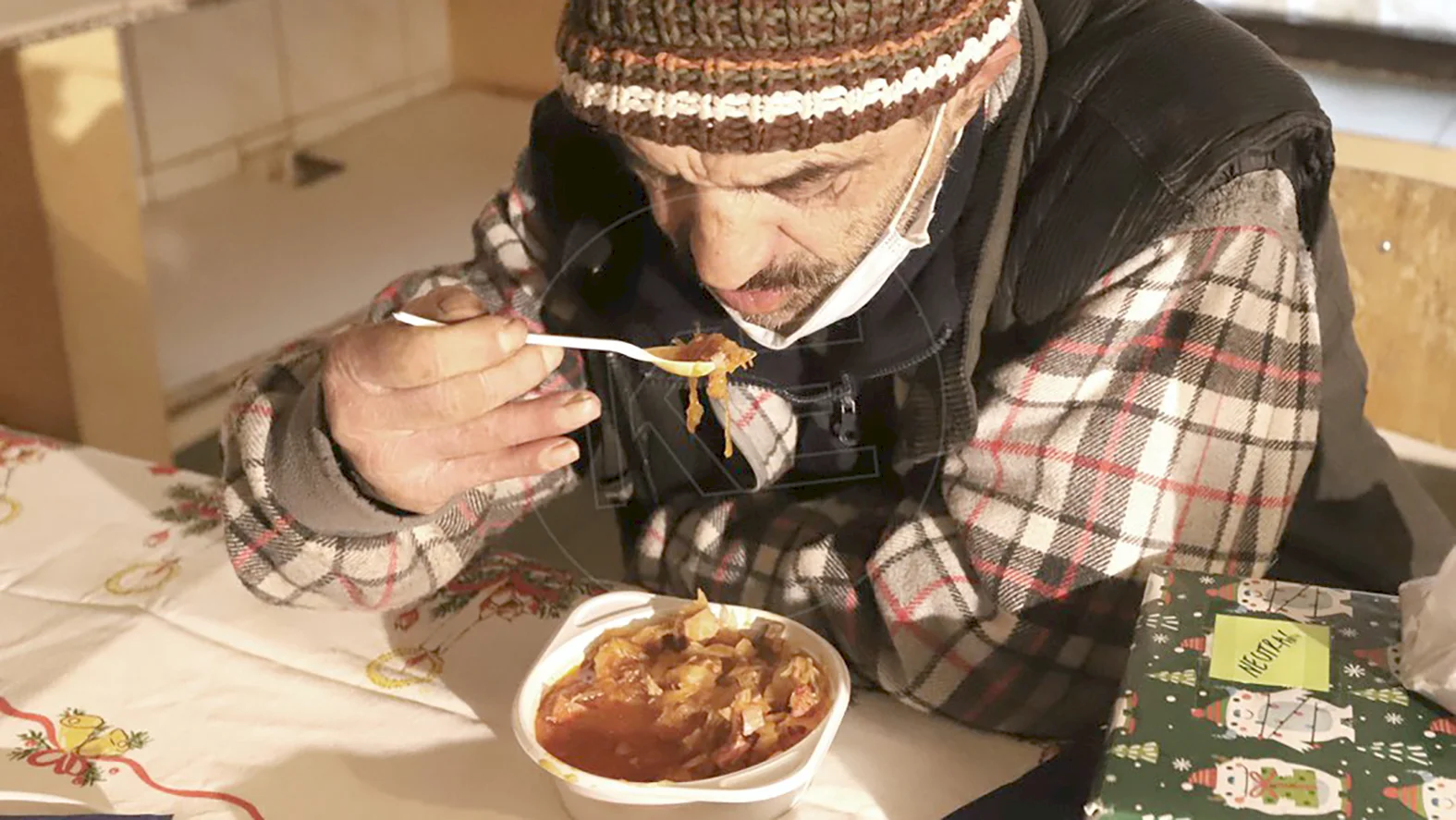 Aj tento rok chystajú pre ľudí v núdzi štedrú večeru