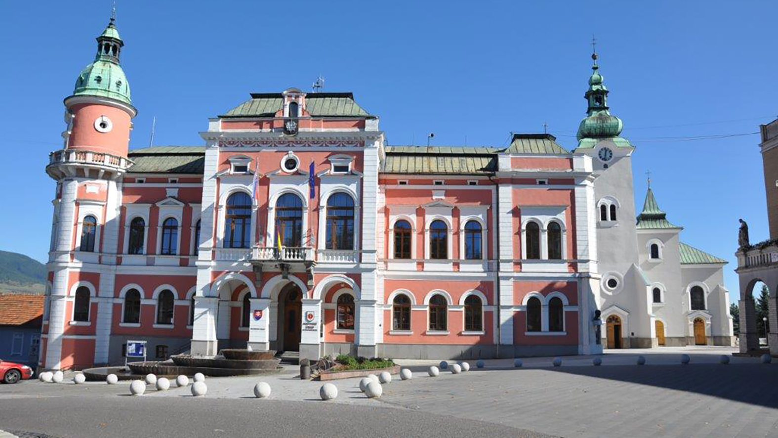 Poslanci schválili plán strategických investícií do roku 2026
