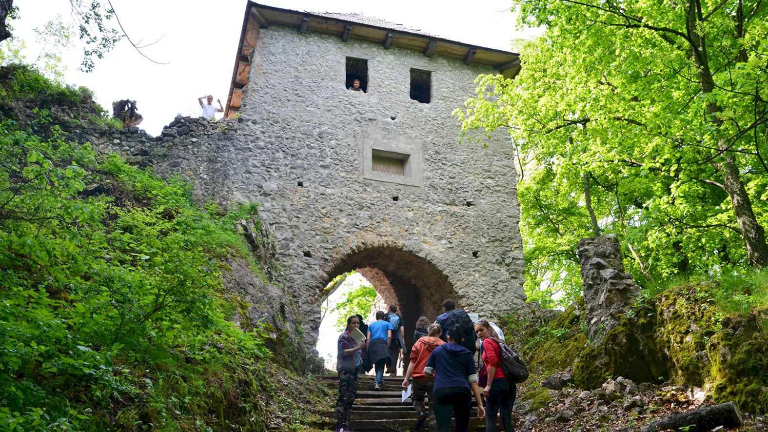 V obnove hradu chce obec pokračovať, najväčšou výzvou je doprava materiálu