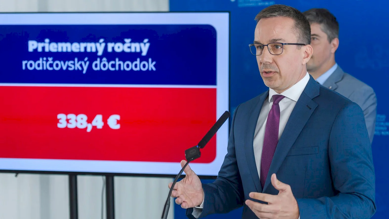 Začali vyplácať rodičovský dôchodok