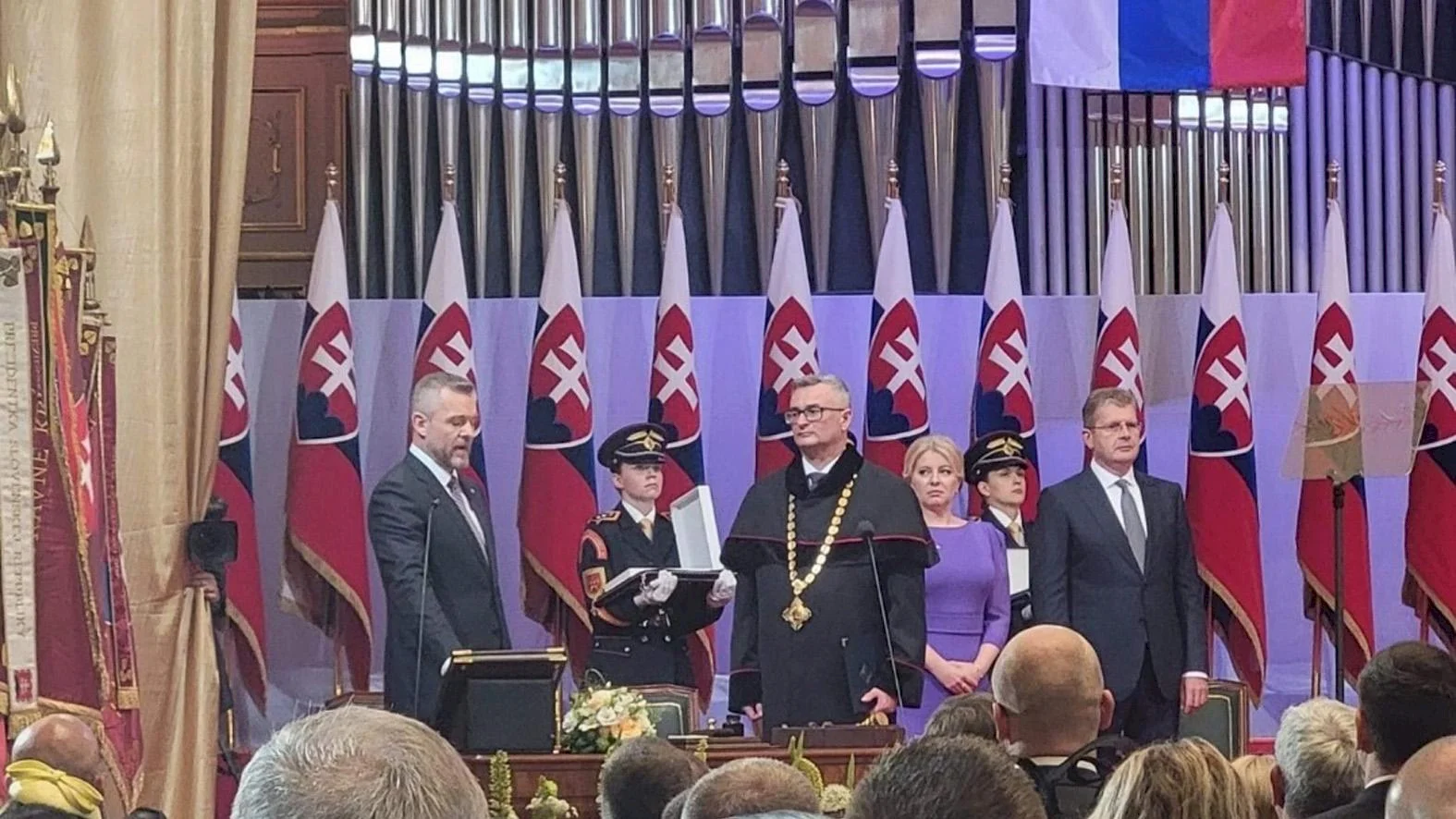 Predseda ZMOS sa zúčastnil na inaugurácii nového prezidenta SR P. Pellegriniho