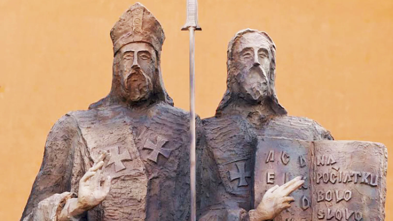 Svätí Cyril a Metod - symboly kultúrnej a duchovnej identity našich miest a obcí