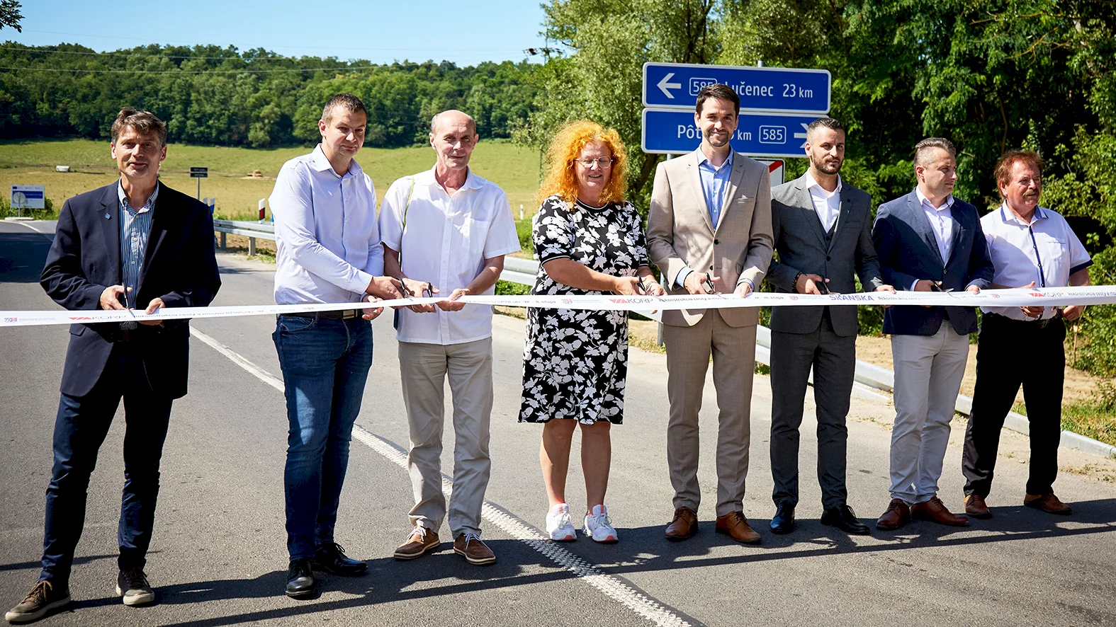 Okres Veľký Krtíš: 31 kilometrov zrekonštruovaných ciest a autobus do Nitry
