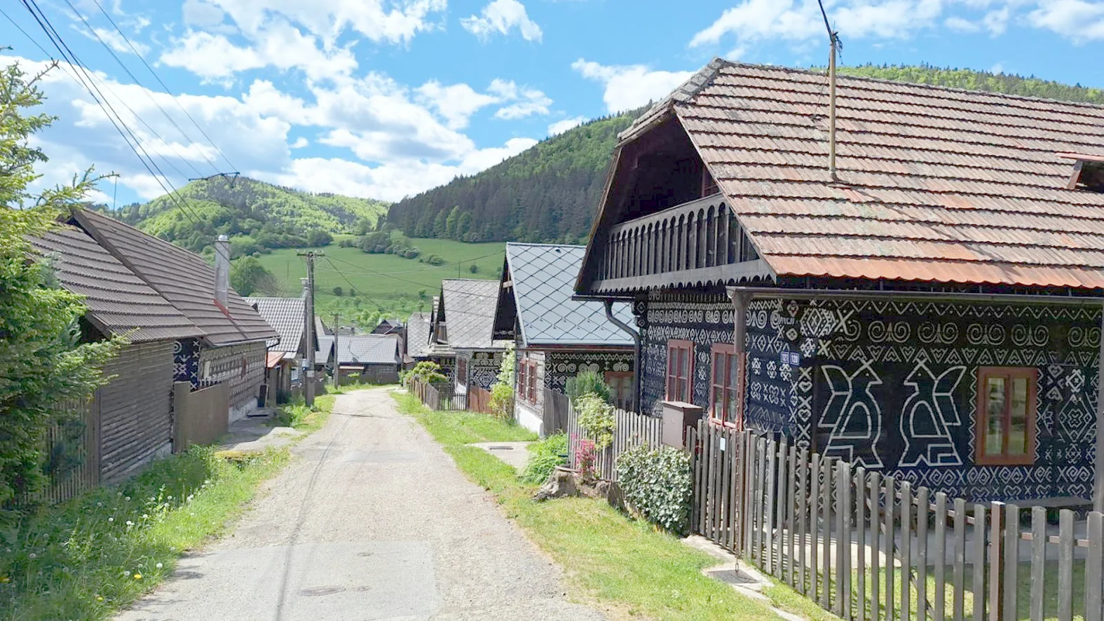 Čičmany a Korňa získali ocenenie v Európskej cene obnovy dediny
