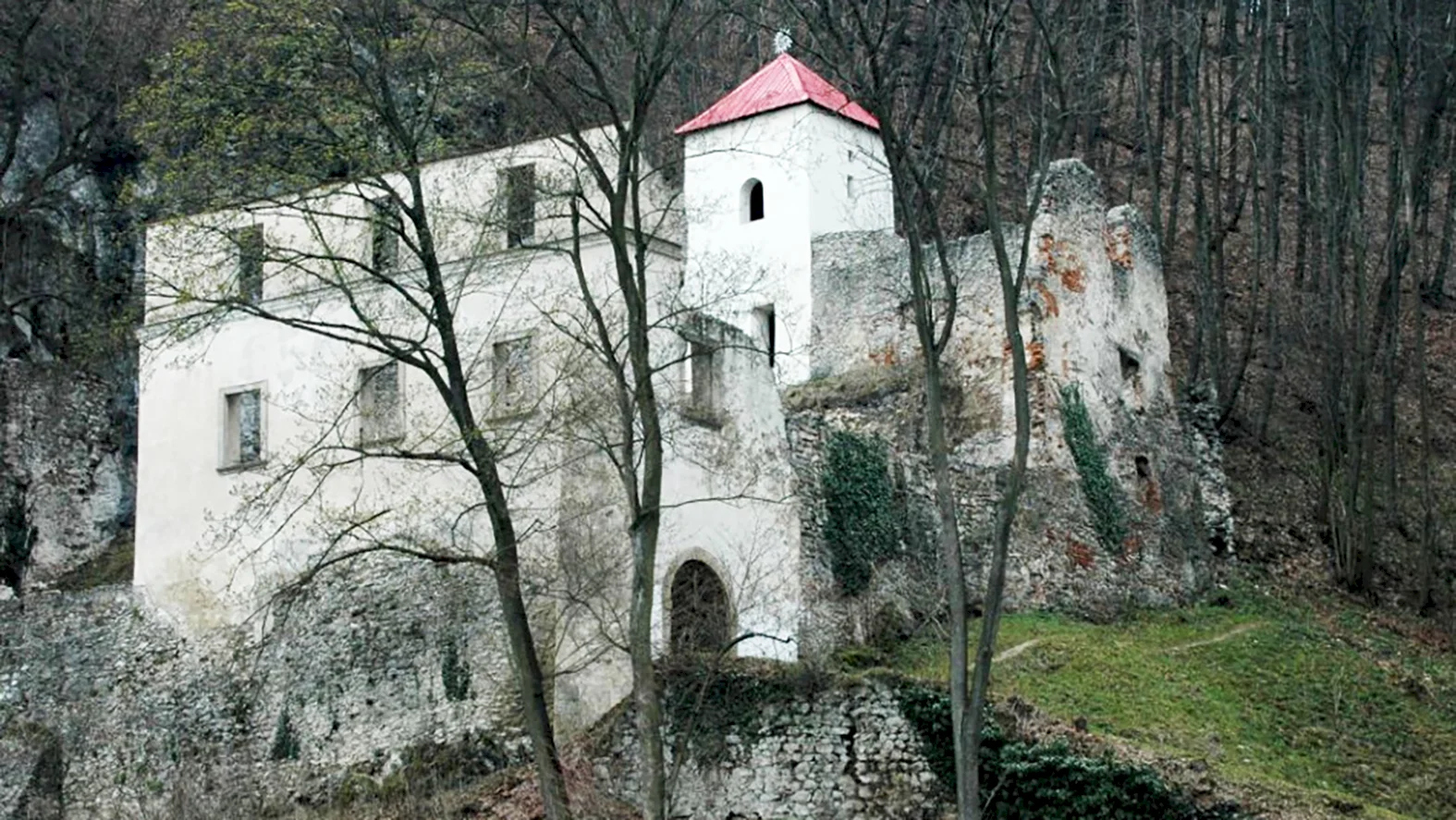 Púťou na Skalke si veriaci pripomínajú 800. výročie založenia opátstva