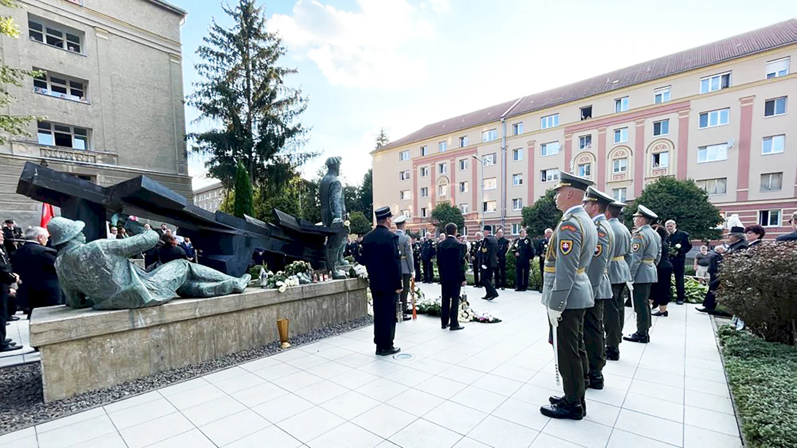 Dňom bielych ruží si verejnosť pripomenula obete banských nešťastí