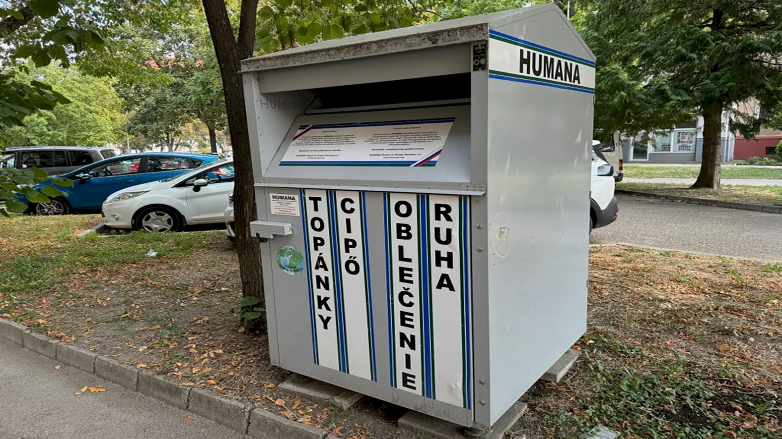 Komárno rozšírilo počet kontajnerov na separovaný zber textilného odpadu