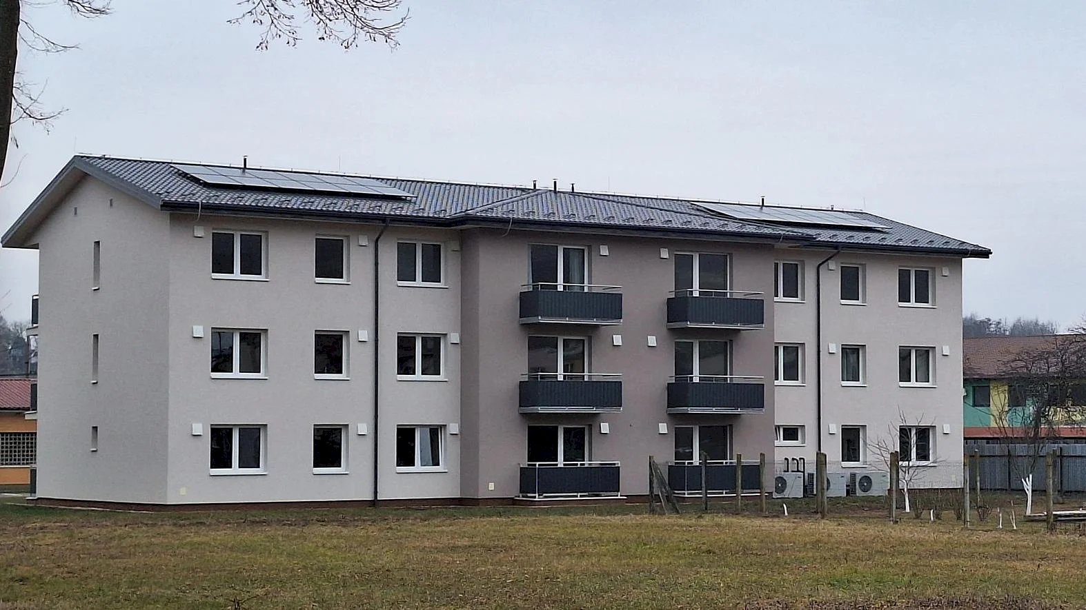 V Stropkove odovzdali 14 nových nájomných bytov