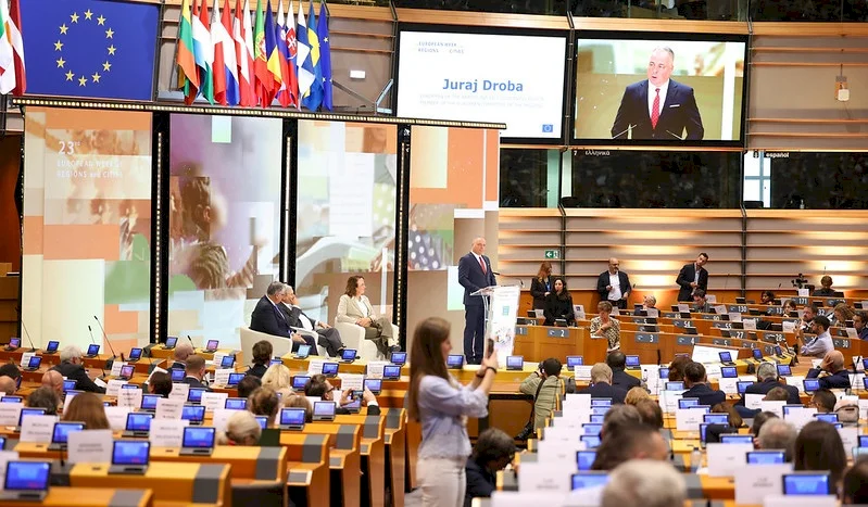 Partnerstvo a silné postavenie regiónov v budúcom rozpočte EÚ v centre diskusií Európskeho týždňa regiónov a miest v Bruseli