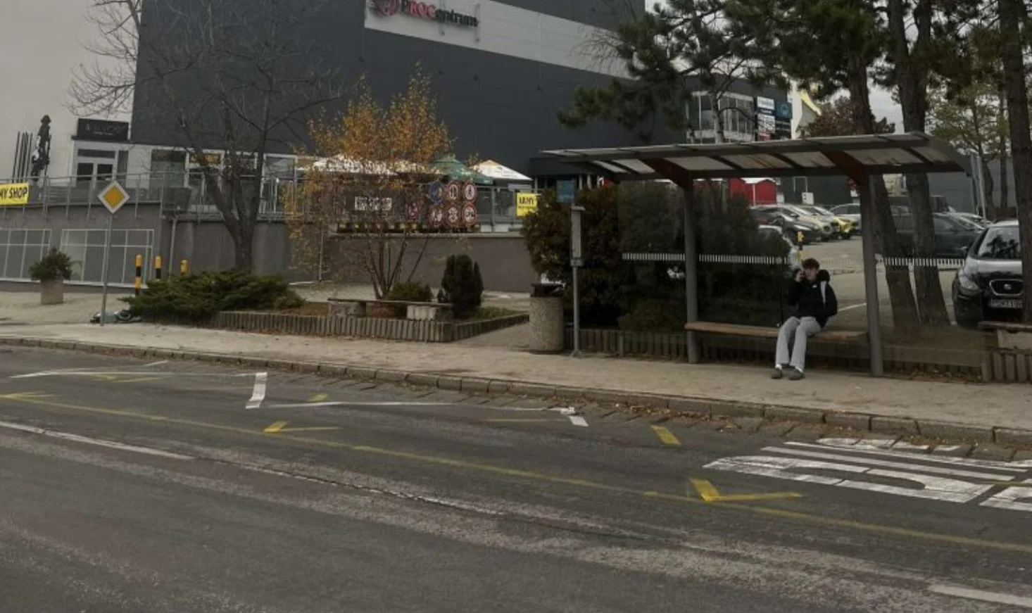 Prievidza pripravuje modernizáciu zastávkových prístreškov